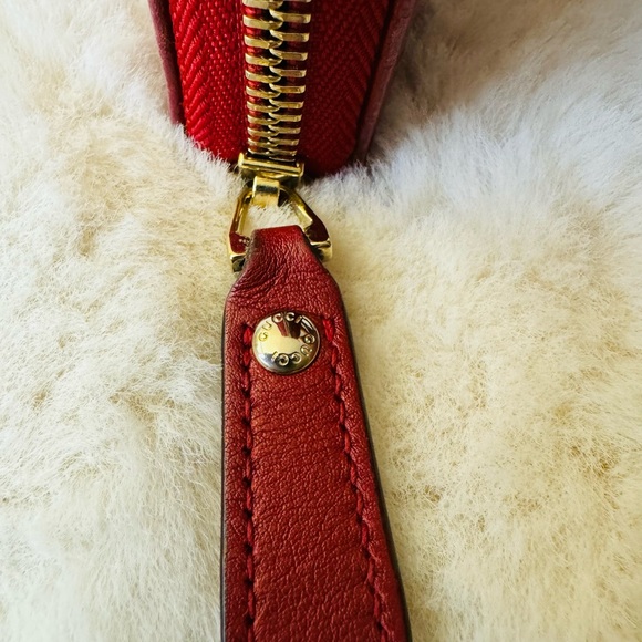 Authentic Gucci Wallet! - Picture 3 of 11